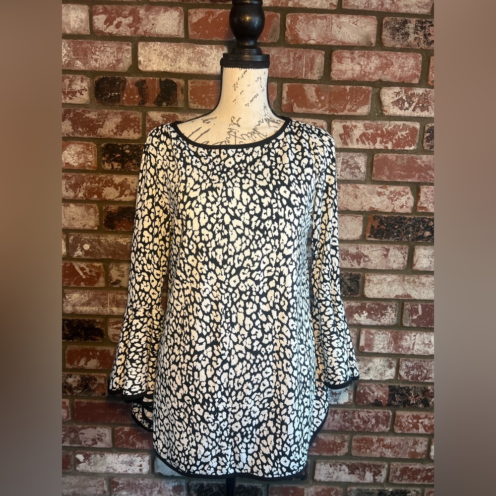 Coco Bianco Black and White Animal Print Blouse